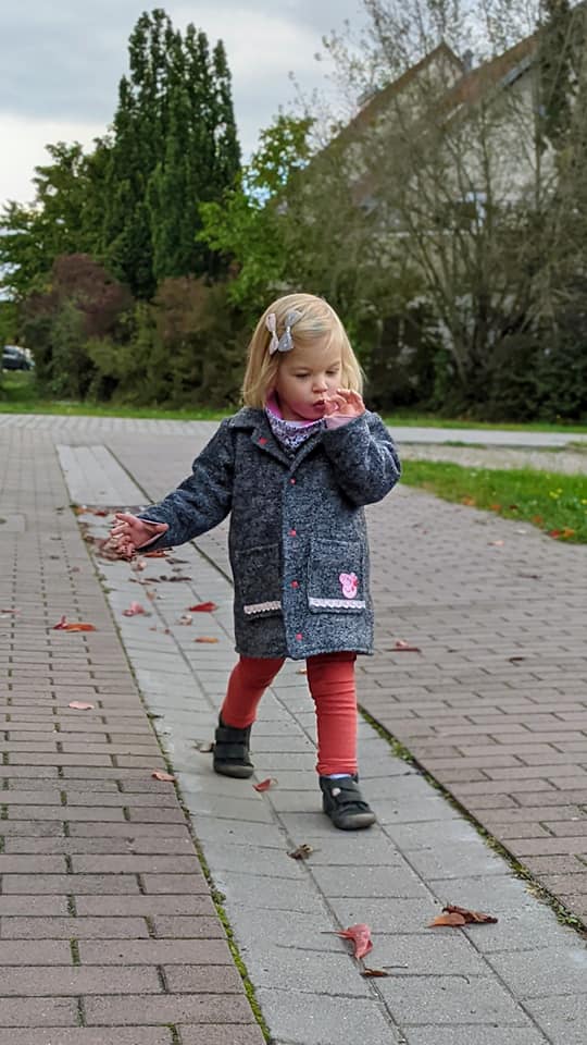 Papierschnittmuster Mika Kinder