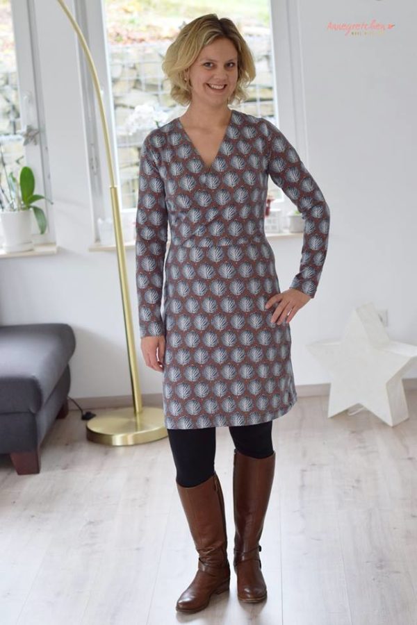 Papierschnittmuster Wickelkleid Damen