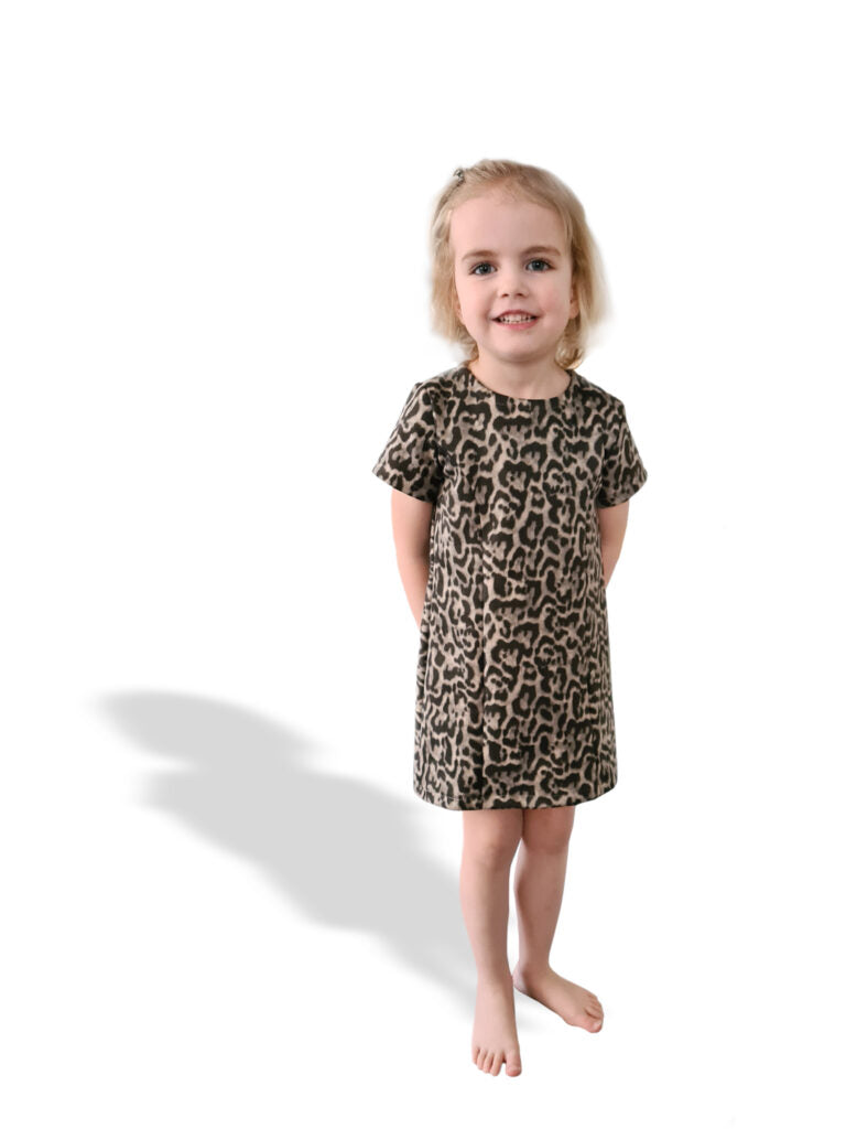 Papierschnittmuster Etui-Kleid Kinder