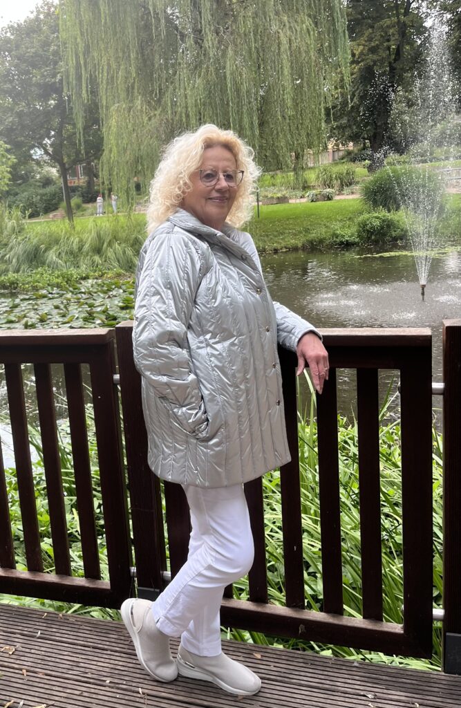 Papierschnittmuster Hemdjacke Flo Damen